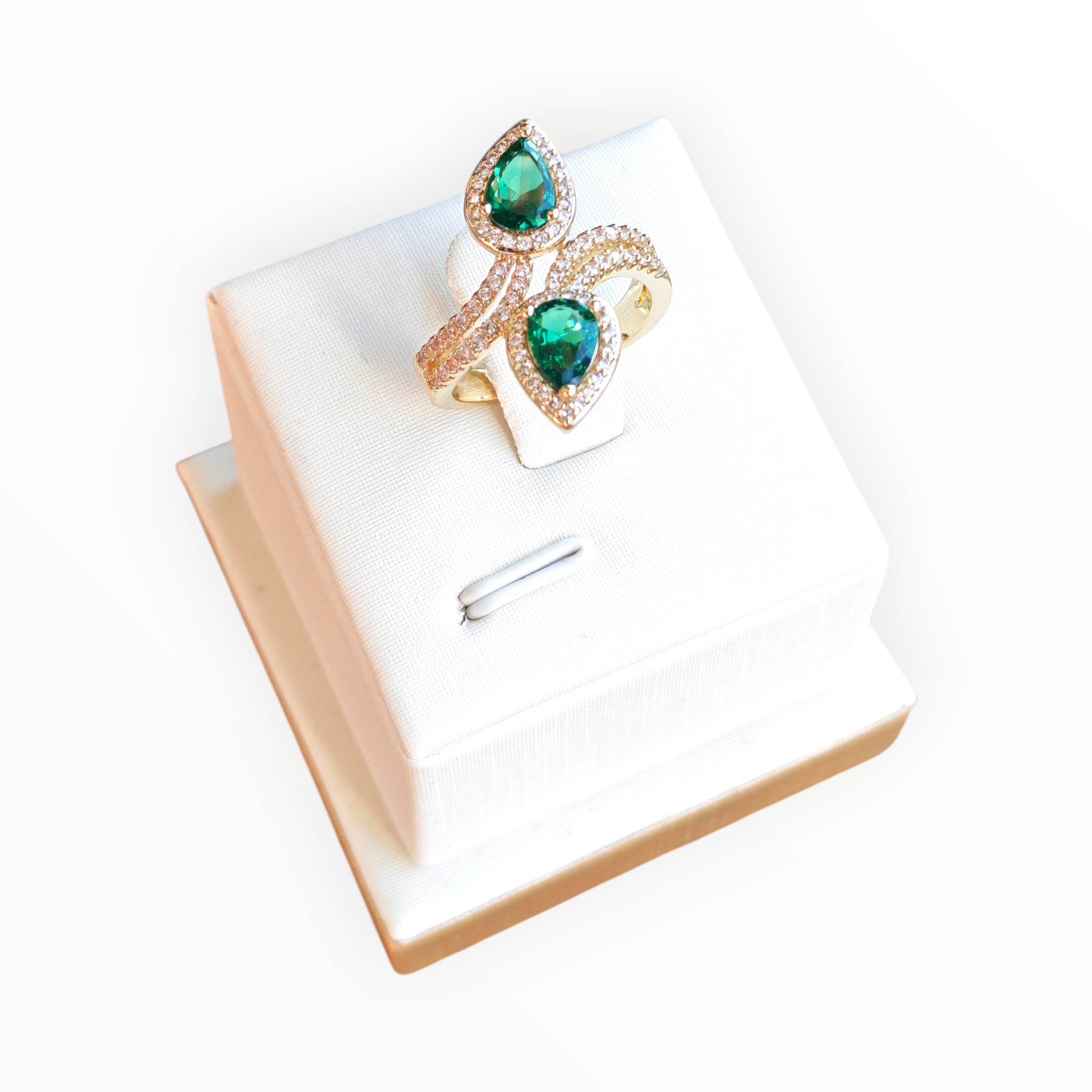 Anillo Doble Lágrima de Oro Laminado 14K – Brillo y Elegancia