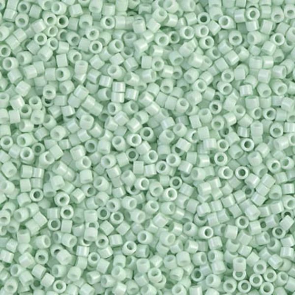 Mostacilla Miyuki Delica 11/0 DB1496 – Menta Claro Opaco - 3gr
