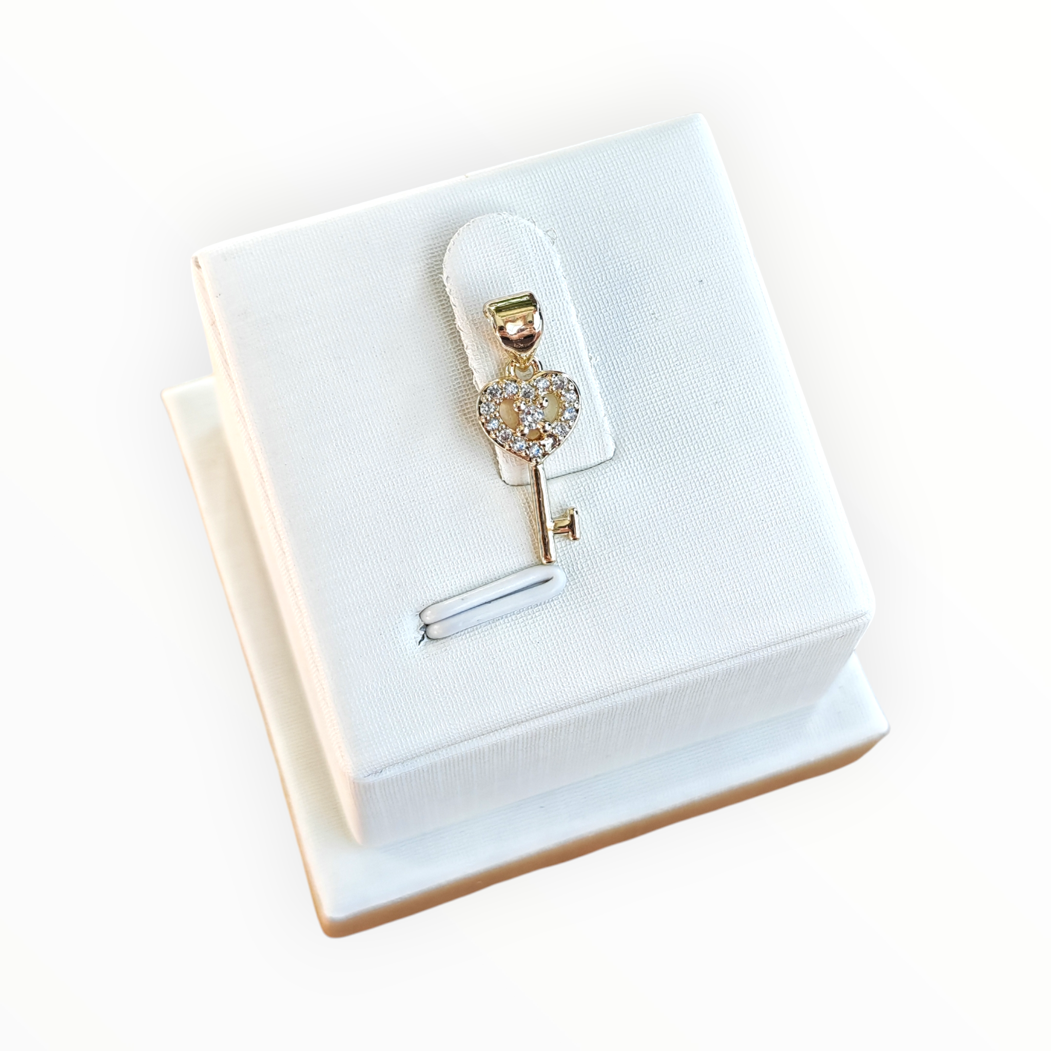 Dije Llave en Oro Laminado 14K – Abre lo que Amas