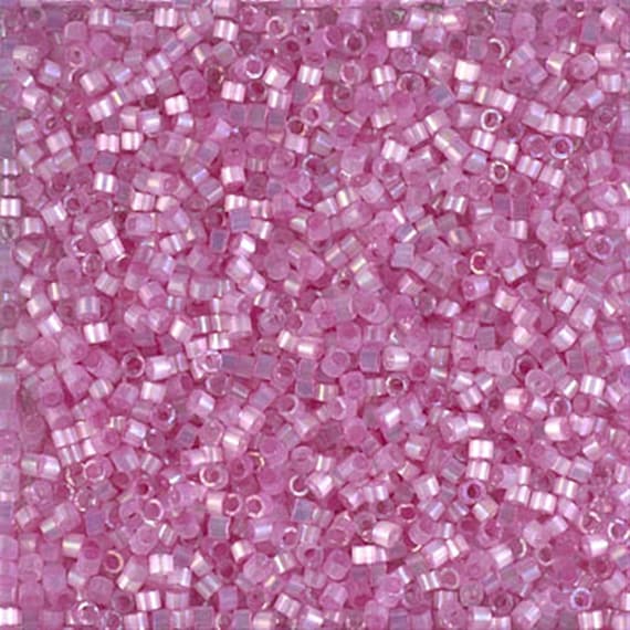 Mostacilla Miyuki Delica 11/0 DB1866 – Rosado Intenso Silk