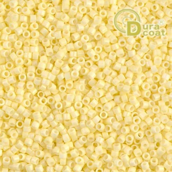 Mostacilla Miyuki Delica 11/0 DB2101 – Duracoat Amarillo Pastel