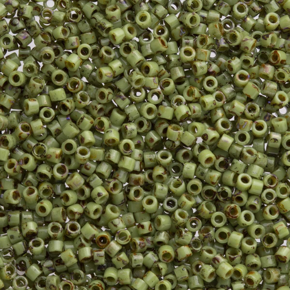 Mostacilla Miyuki Delica 11/0 DB2265 – Verde Claro Opaco Picasso