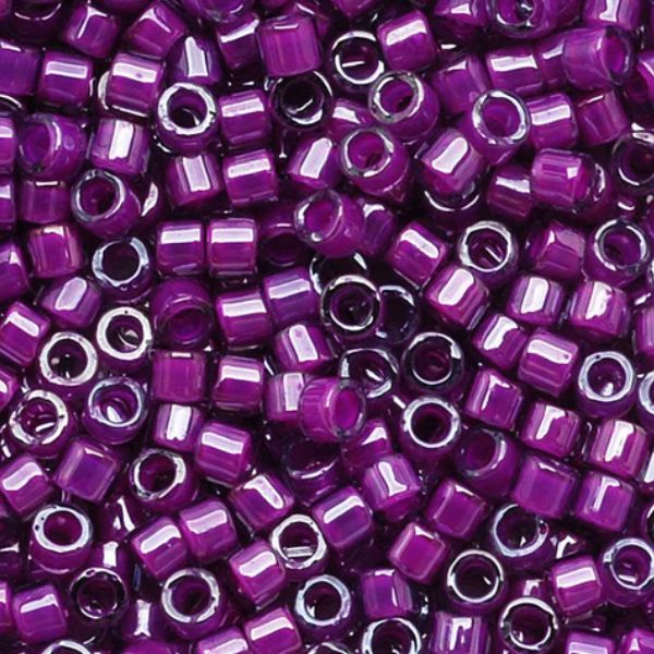 Miyuki Delica 11/0 DB281 Morado Oscuro Translucido - 3gr