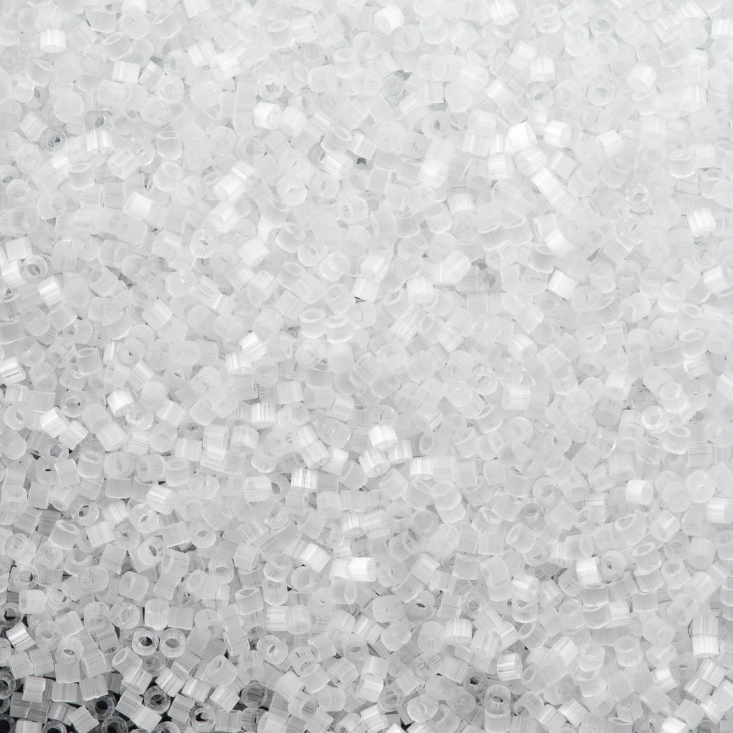 Mostacilla Miyuki Delica 11/0 DB635 – Blanco Silk